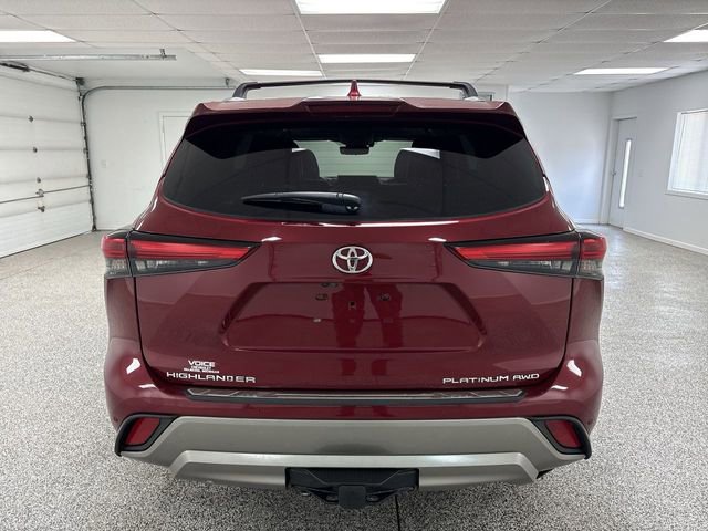 Used 2021 Toyota Highlander Platinum image 26