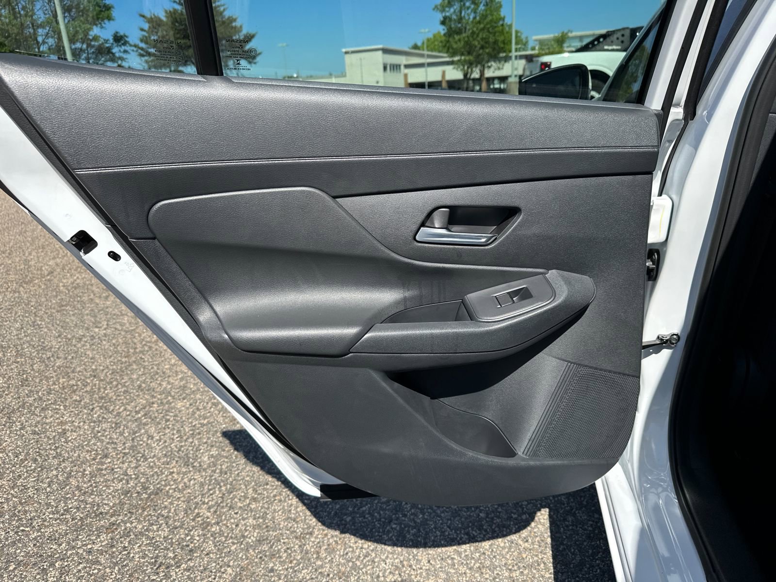 New 2026 Nissan Sentra SV w/ SV Convenience Package FWD image 17