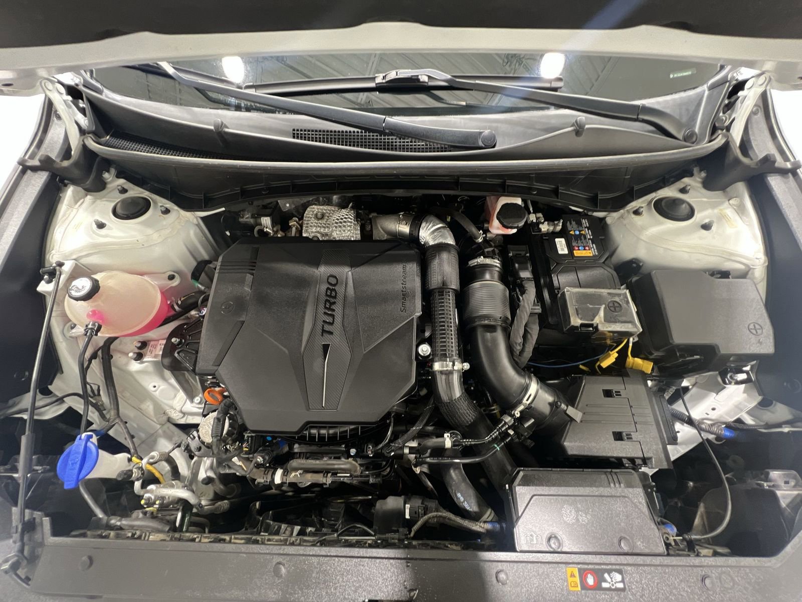 Used 2022 Hyundai Santa Cruz SEL Premium image 25