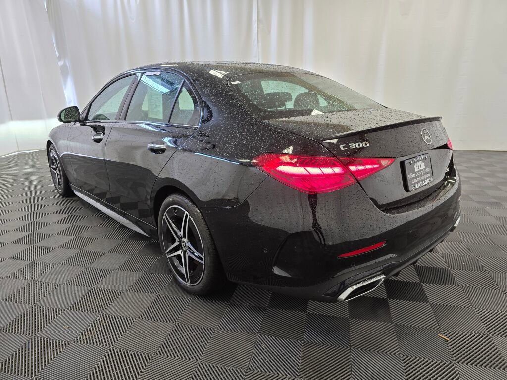 Used 2024 Mercedes-Benz C 300 4MATIC Sedan image 4