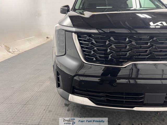 Used 2024 Kia Sorento S w/ Panoramic Sunroof Package FWD image 9