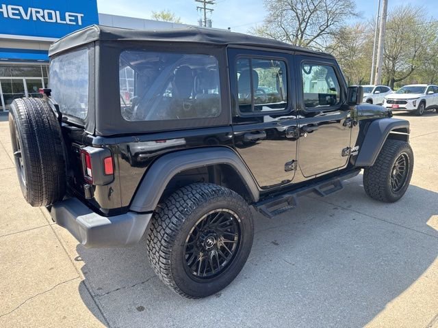 Used 2018 Jeep Wrangler Unlimited Sport image 3