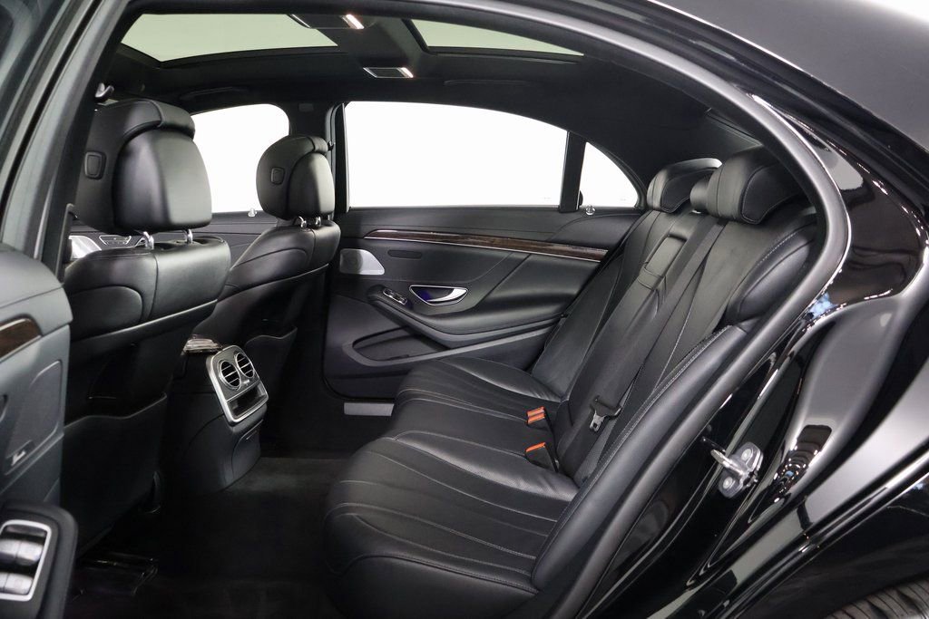 Used 2020 Mercedes-Benz S 450 Sedan image 11
