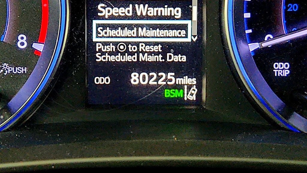 Used 2019 Toyota Highlander SE AWD/4WD image 14