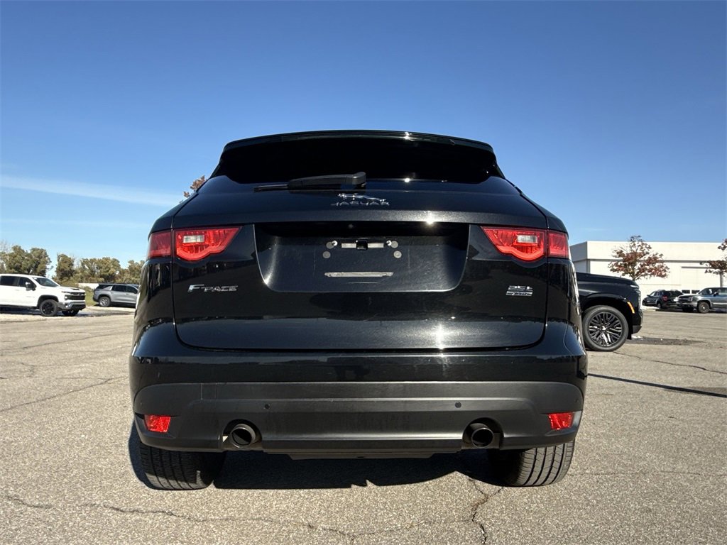 Used 2020 Jaguar F-PACE Prestige image 7