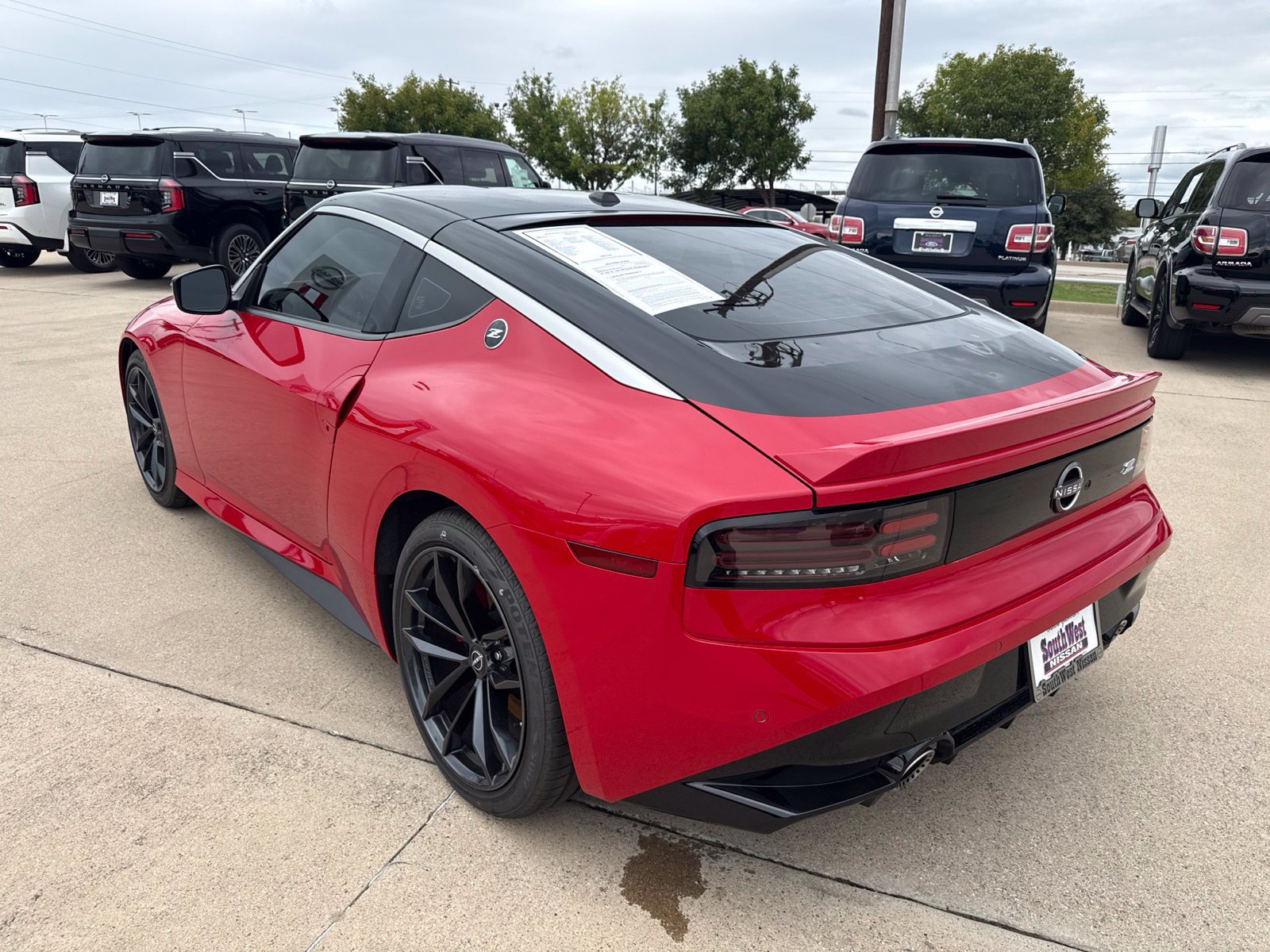 Used 2025 Nissan Z Performance w/ Floor Mat Package RWD image 7