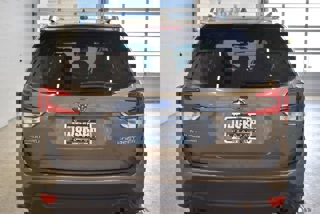 Used 2020 Subaru Forester Premium image 11