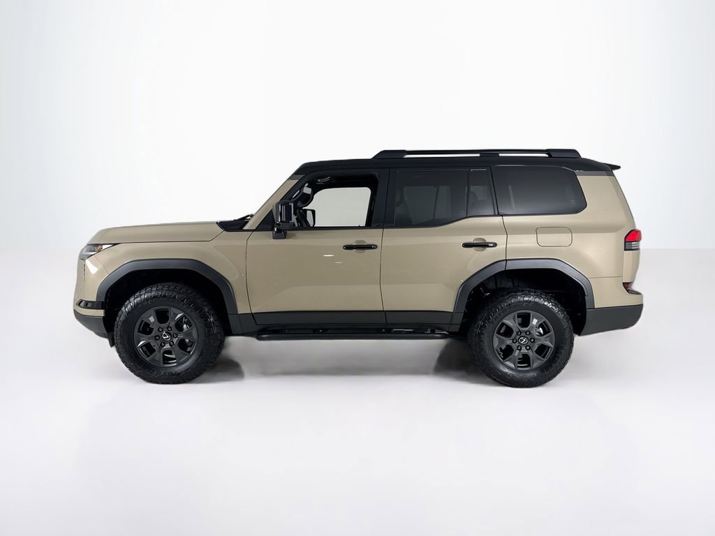 Used 2025 Lexus GX 550 image 2