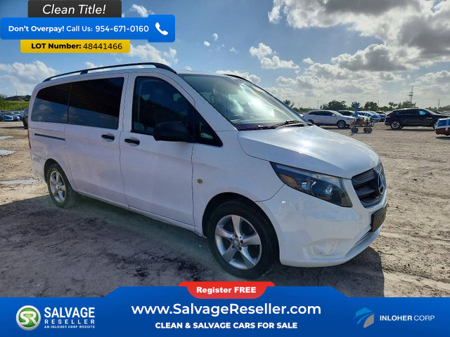 Used 2016 Mercedes-Benz Metris Passenger image 1