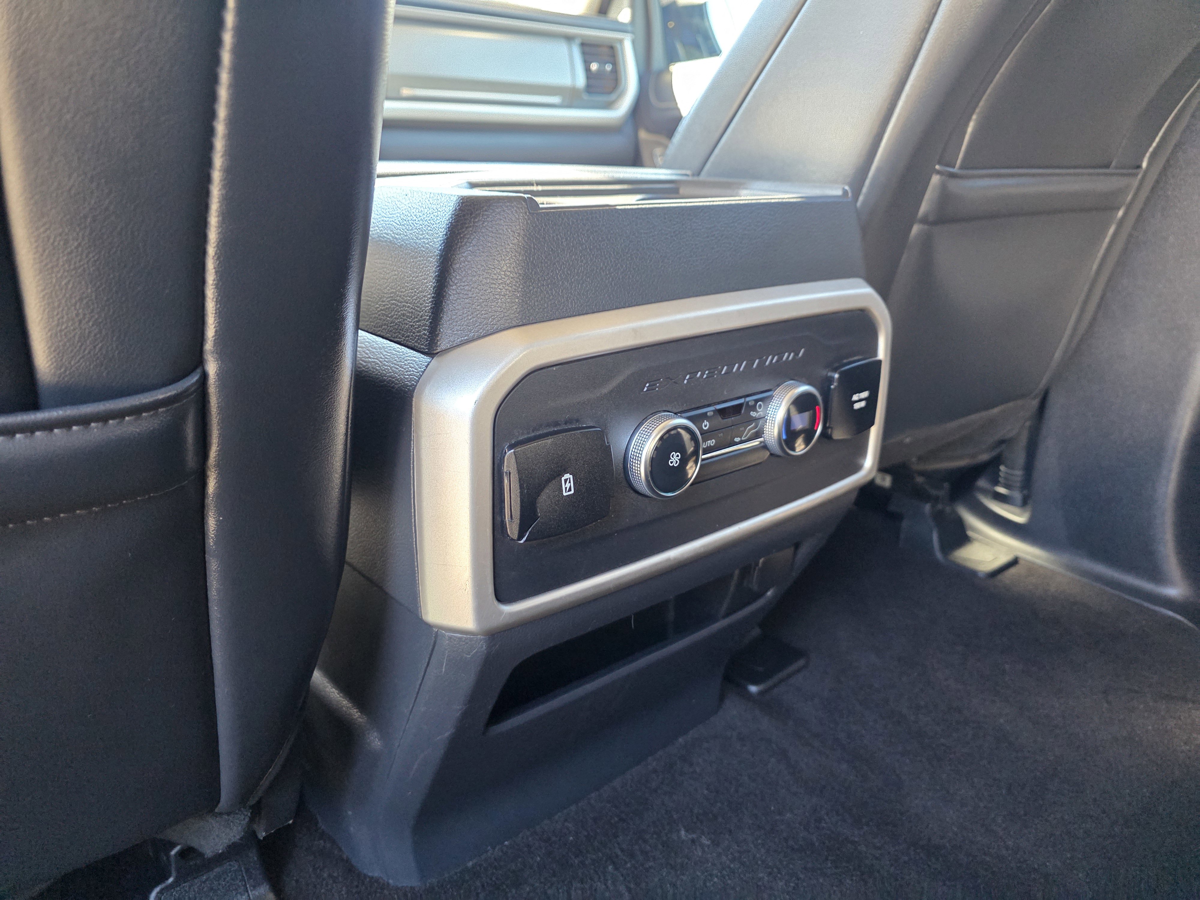 Used 2023 Ford Expedition Max XLT image 20
