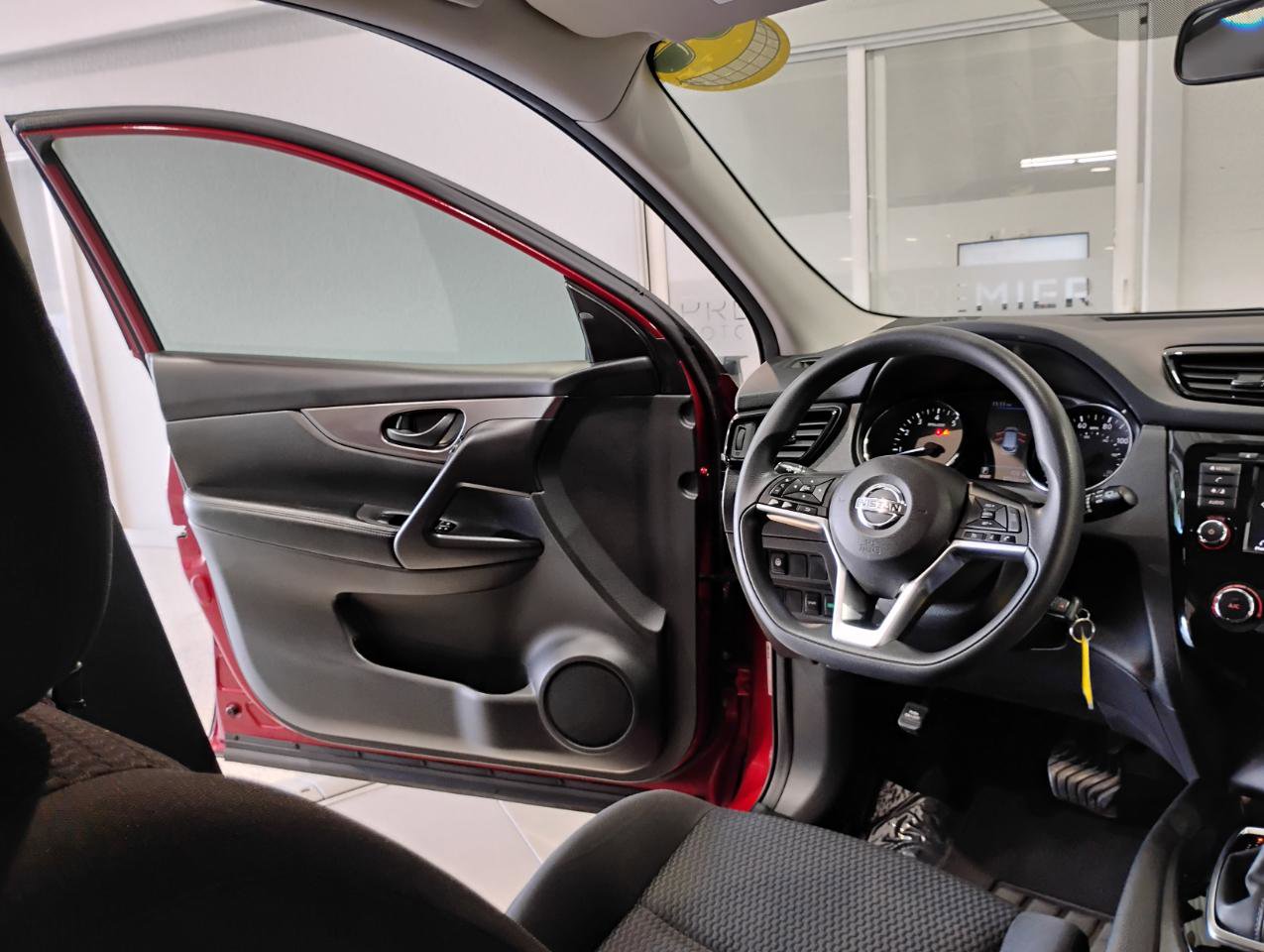 Used 2020 Nissan Rogue Sport S w/ Appearance Package FWD image 33