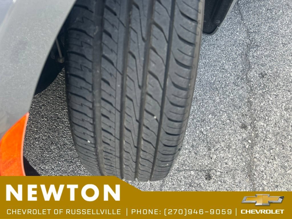 Used 2025 Chrysler Pacifica Limited FWD image 49