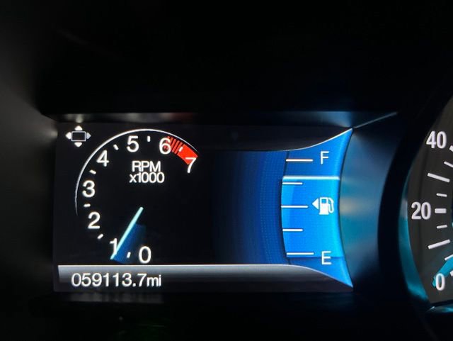 Used 2018 Ford Edge Titanium w/ Equipment Group 301A AWD/4WD image 18