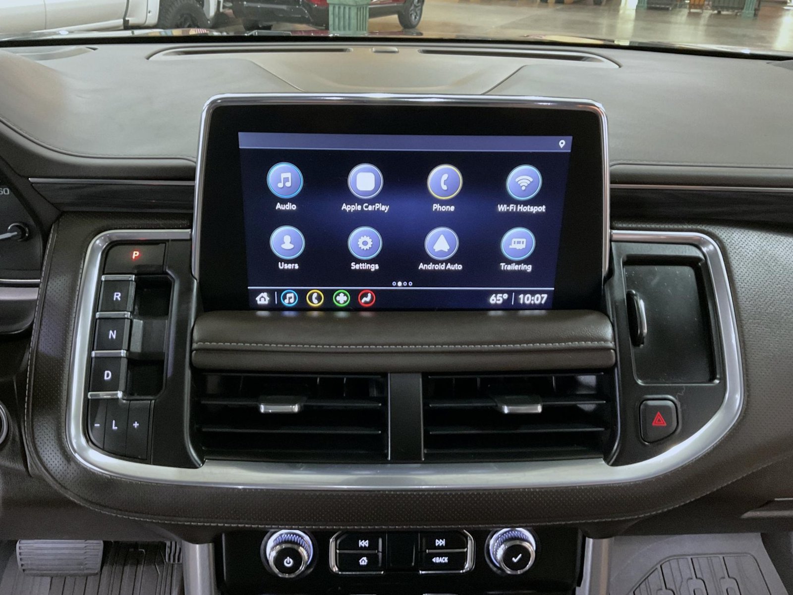 Certified 2021 GMC Yukon SLT w/ SLT Luxury Plus Package AWD/4WD image 13