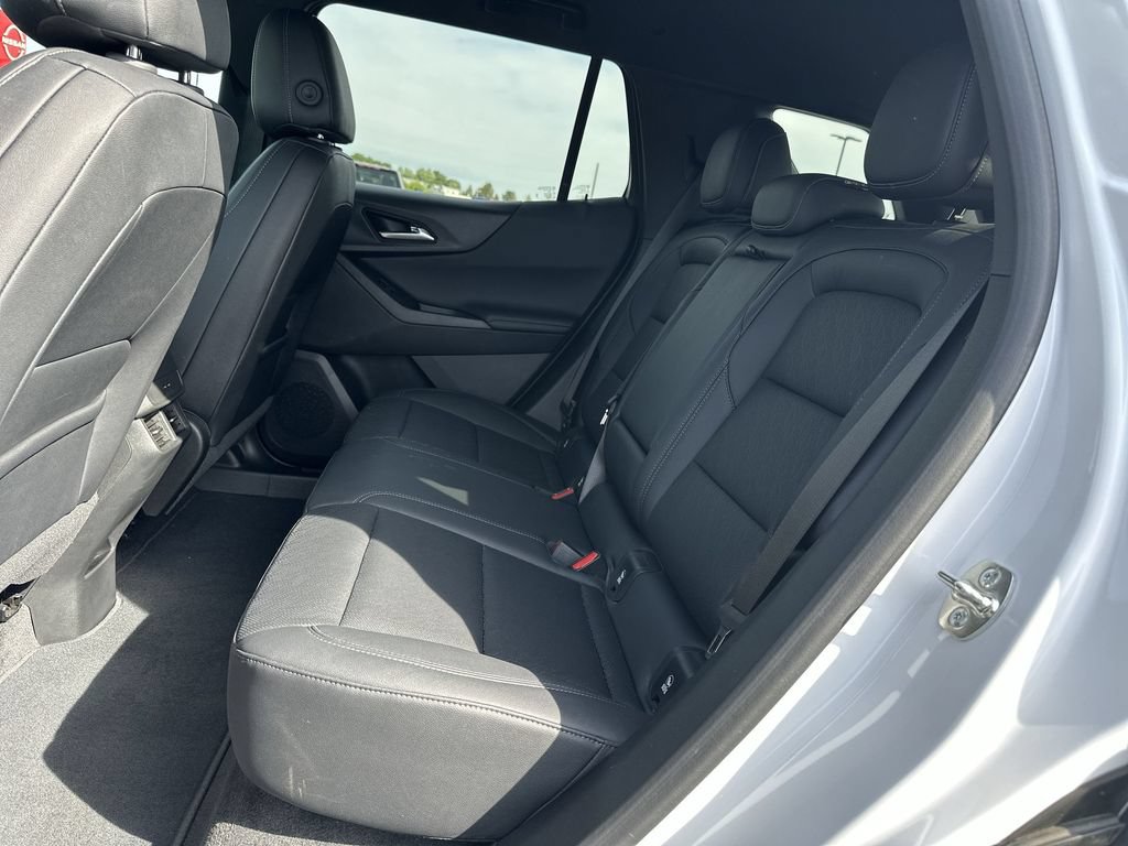 Used 2025 Chevrolet Equinox LT w/ Convenience Package II AWD/4WD image 27