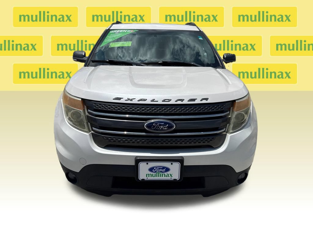 Used 2015 Ford Explorer XLT w/ Equipment Group 202B FWD image 10