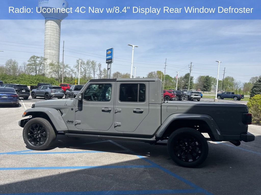 Used 2023 Jeep Gladiator Overland image 5