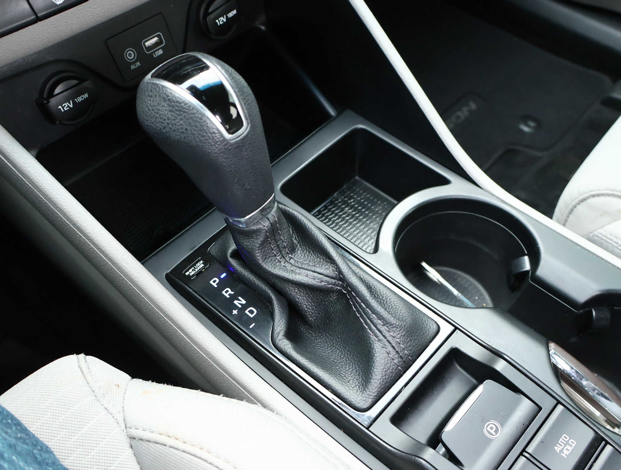 Used 2021 Hyundai Tucson Value w/ Cargo Package image 18