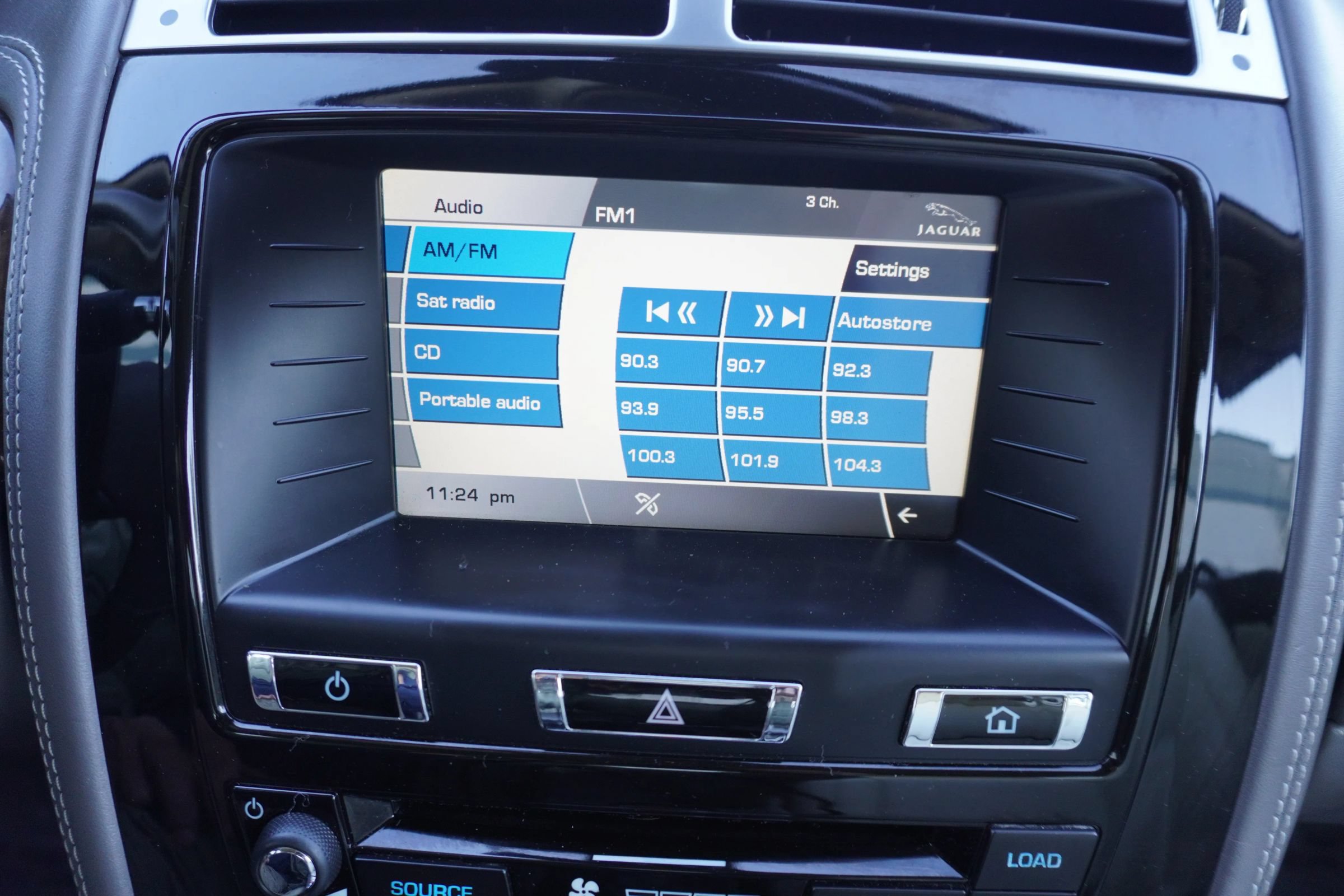 Used 2012 Jaguar XK Convertible RWD image 20