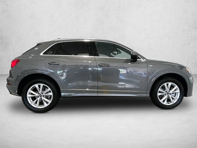 Used 2024 Audi Q3 2.0T Premium w/ Convenience Package AWD/4WD image 5