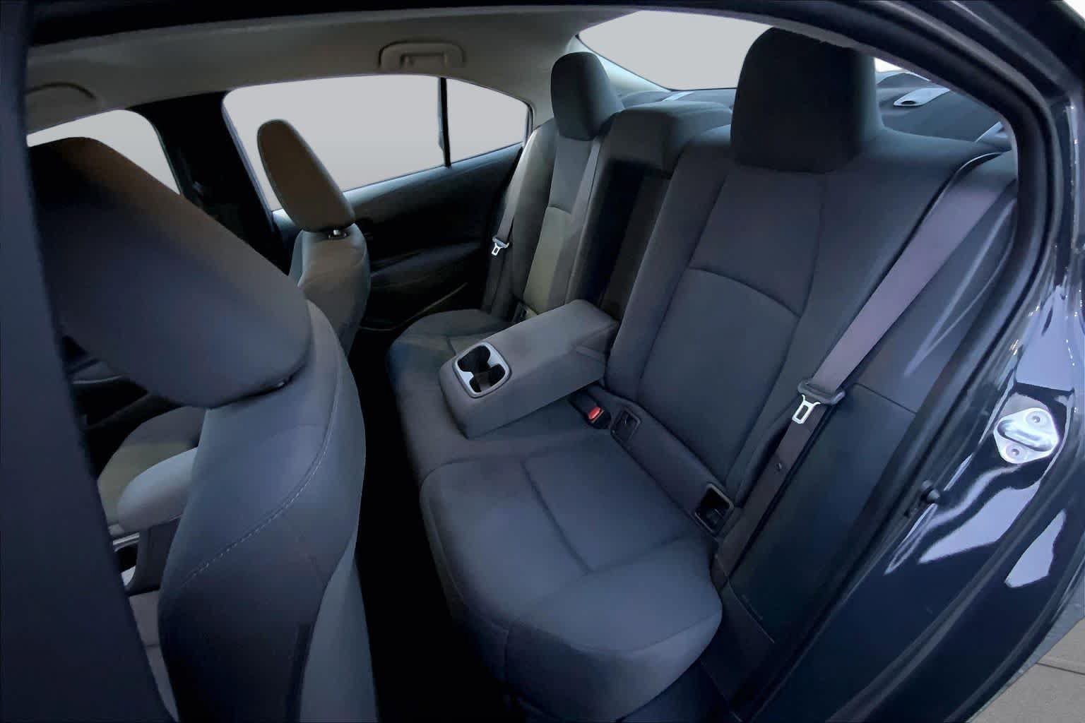 Used 2024 Toyota Corolla LE FWD image 18