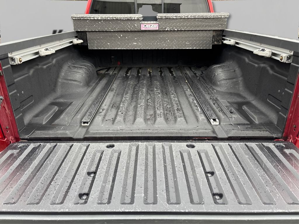 Used 2015 Nissan Frontier SL image 13