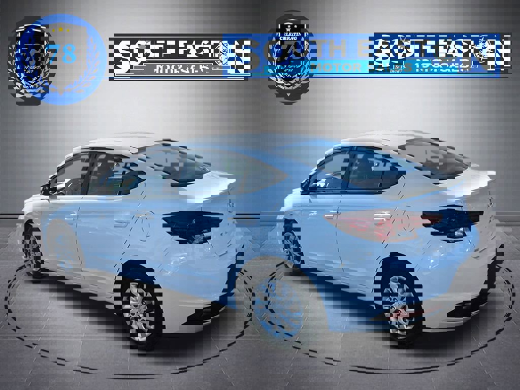 Used 2020 Hyundai Elantra SE w/ Convenience Package (C2) image 5