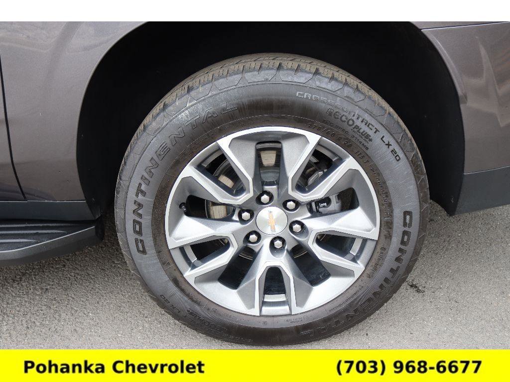 Used 2024 Chevrolet Suburban LS w/ Driver Alert Package image 27