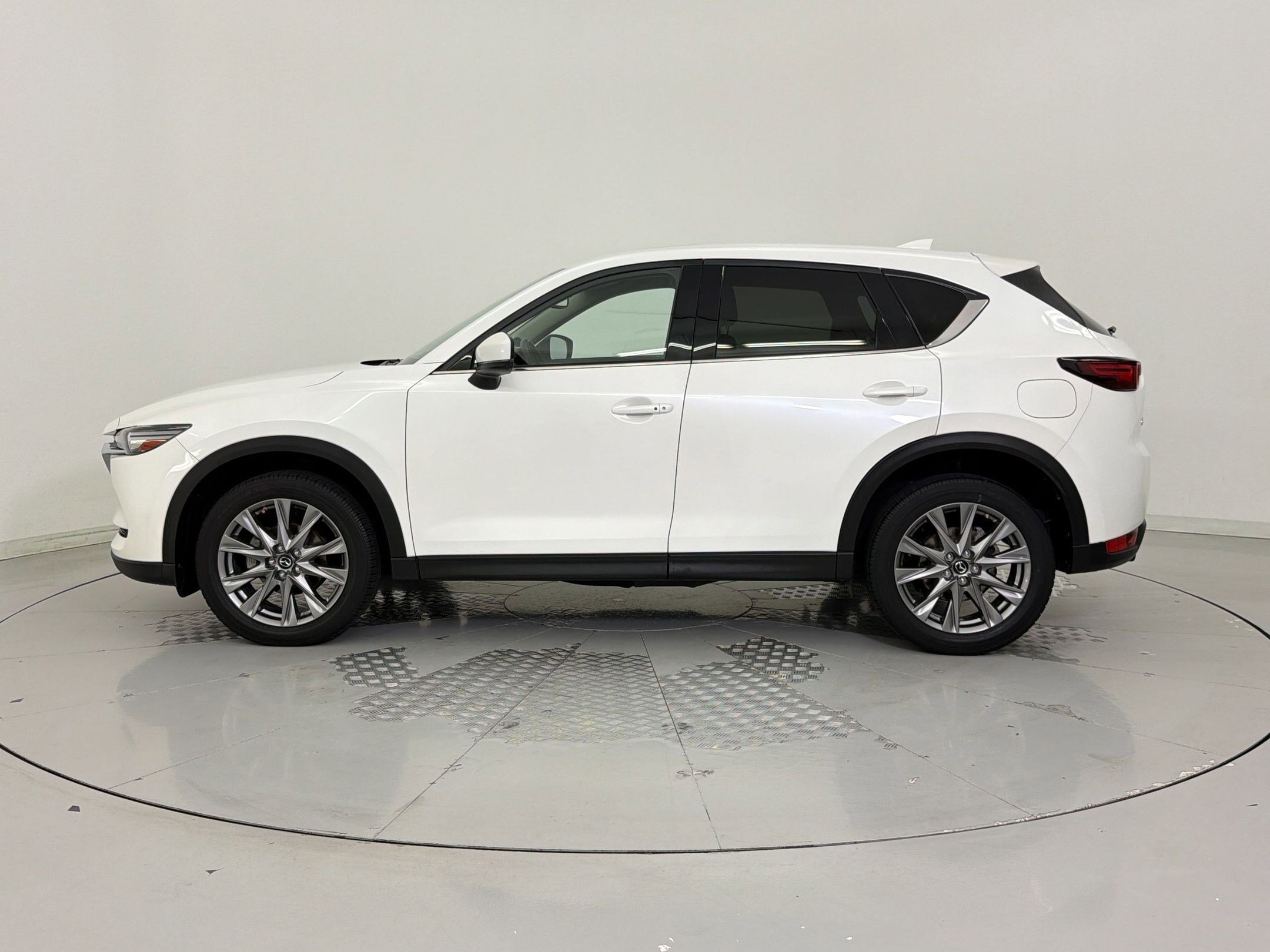 Used 2020 MAZDA CX-5 Grand Touring w/ GT Premium Package image 2
