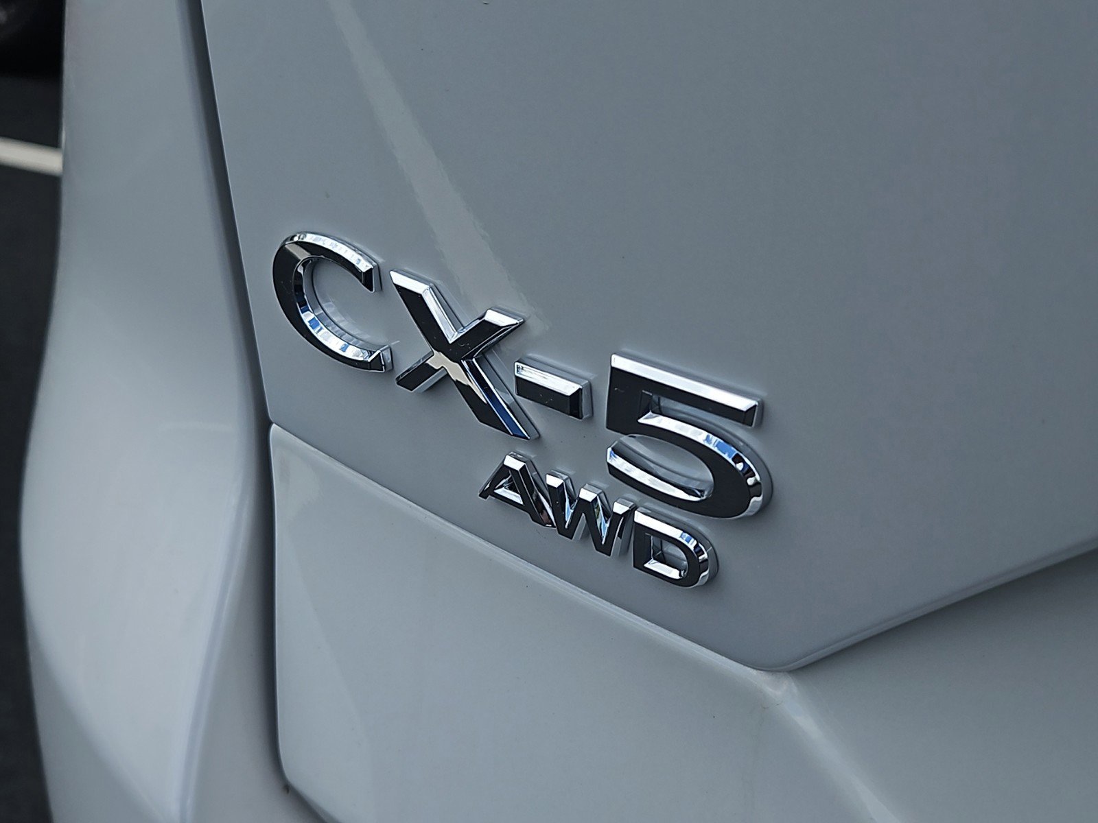 New 2025 MAZDA CX-5 AWD 2.5 S w/ Select Package image 4