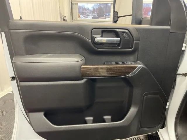 Used 2021 GMC Sierra 2500 SLE w/ SLE Value Package; image 8