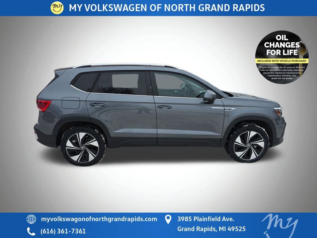 Certified 2023 Volkswagen Taos SE image 15