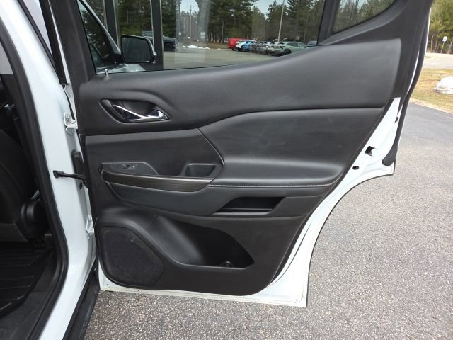 Used 2023 GMC Acadia SLT image 53