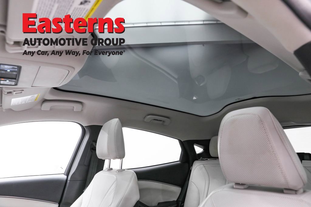 Used 2022 Ford Mustang Mach-E Premium image 36