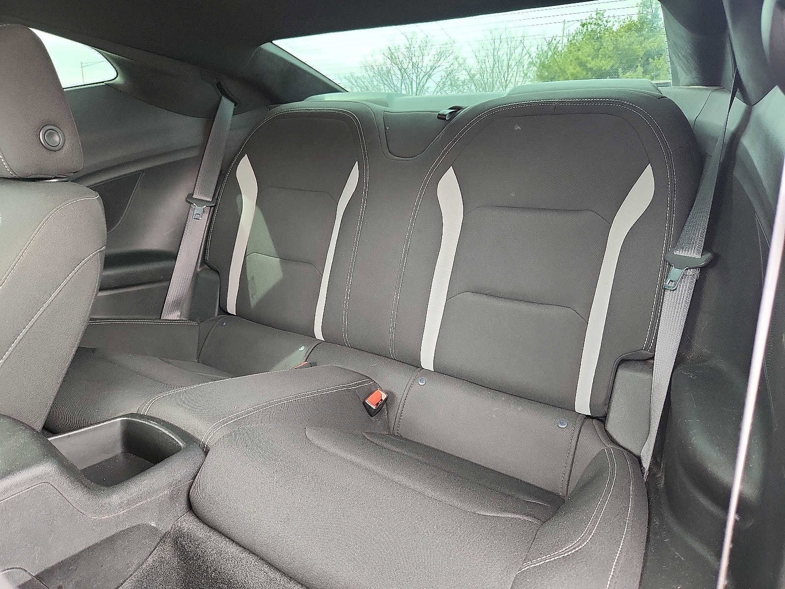 Used 2019 Chevrolet Camaro LT RWD image 10