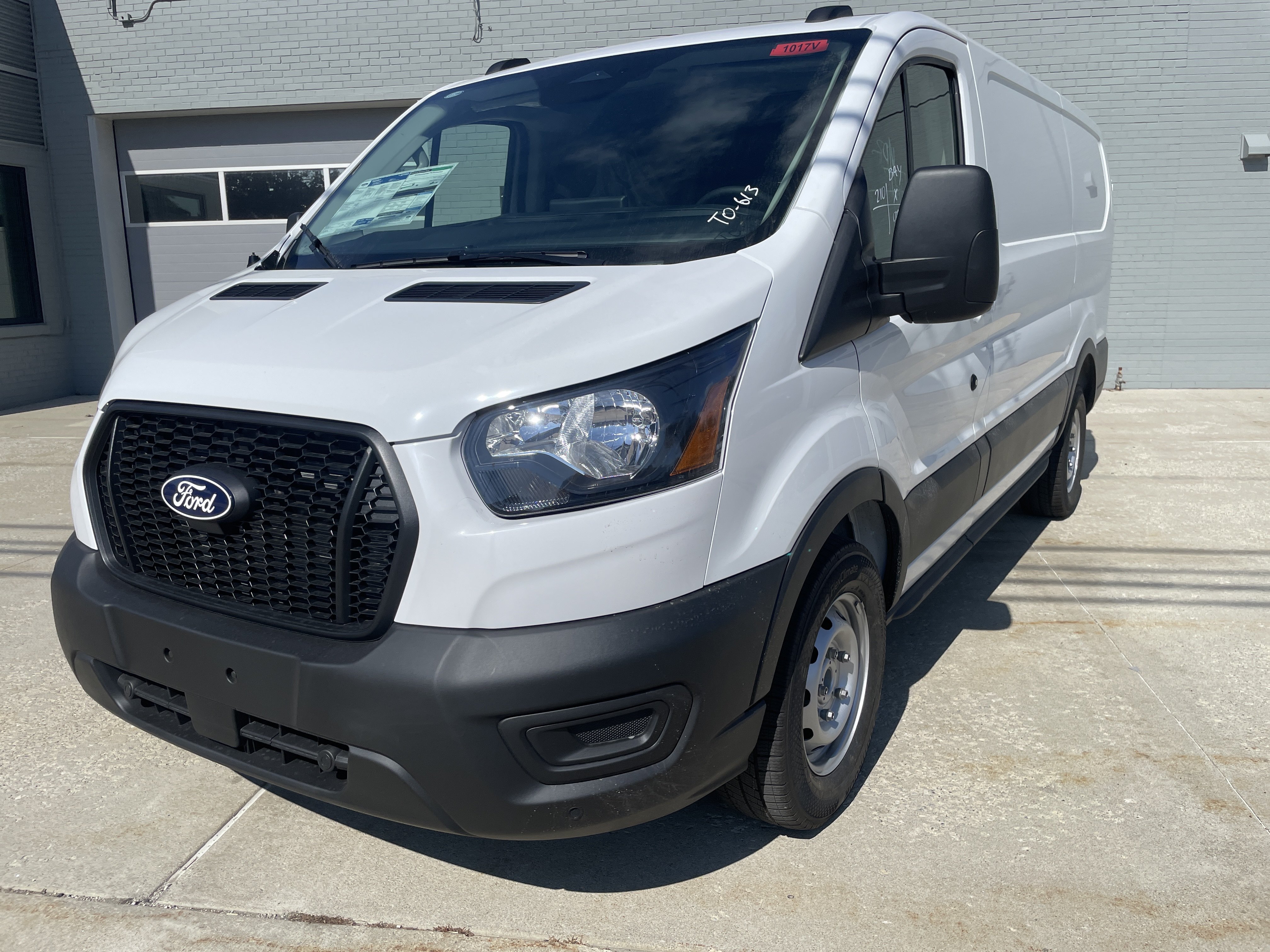 New 2027 Ford Transit 150 Low Roof w/ Load Area Protection Package RWD image 9