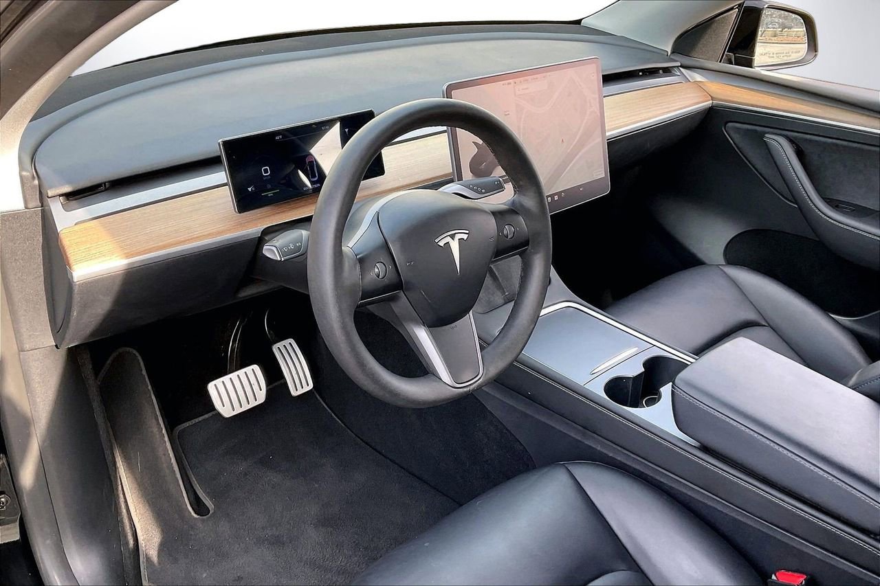 Used 2023 Tesla Model Y Performance image 20