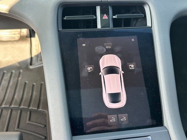 Used 2020 Porsche Taycan 4S image 26