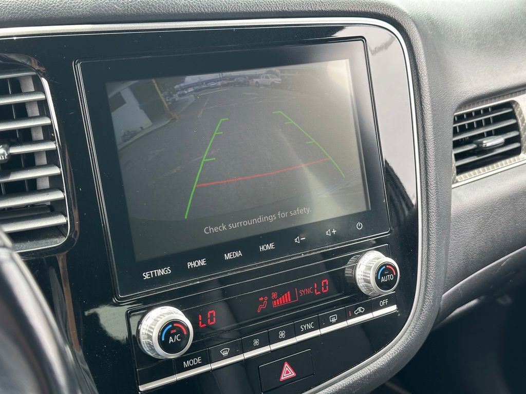 Used 2022 Mitsubishi Outlander SEL image 18