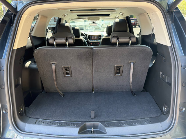 Used 2020 GMC Acadia Denali w/ Technology Package FWD image 20
