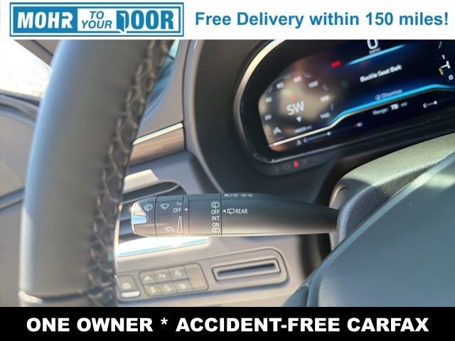 Used 2023 Chevrolet Suburban Z71 w/ Luxury Package image 16