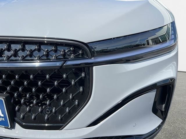 New 2026 Lincoln Nautilus Premier w/ Jet Appearance Package AWD/4WD image 14