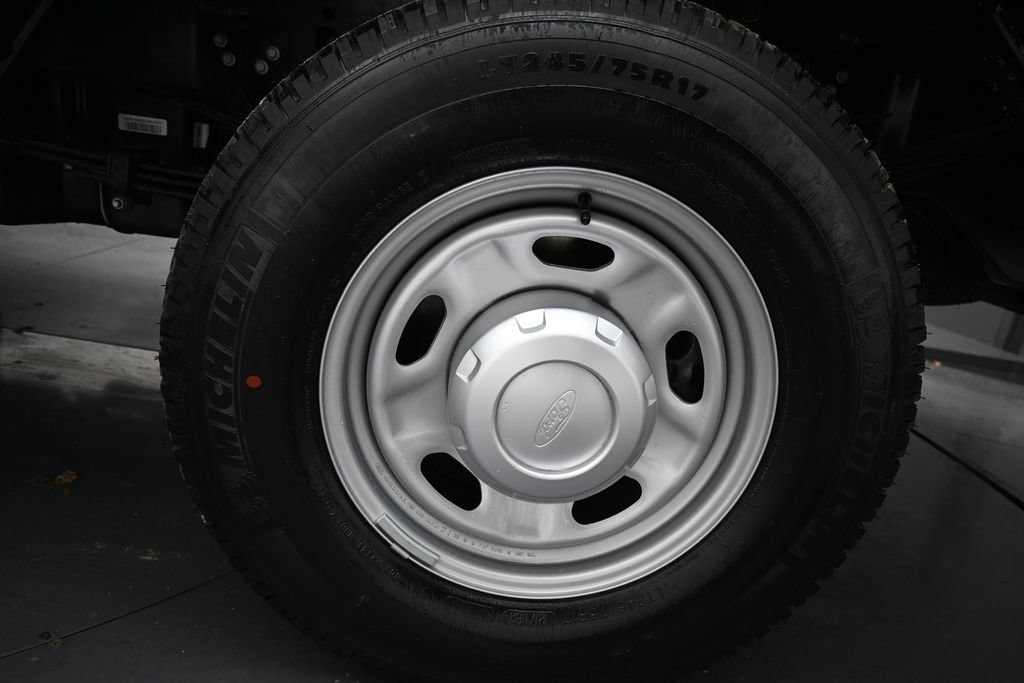 Used 2026 Ford F250 XL AWD/4WD image 28