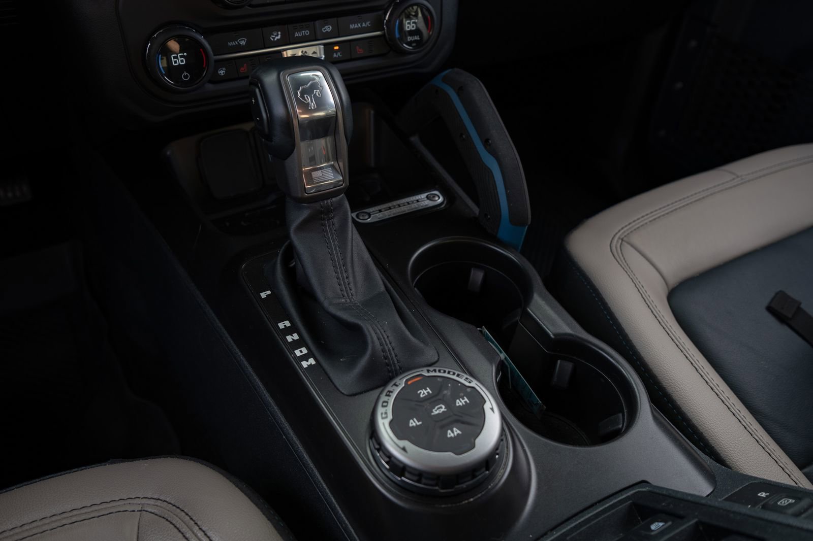 Used 2023 Ford Bronco Wildtrak image 26