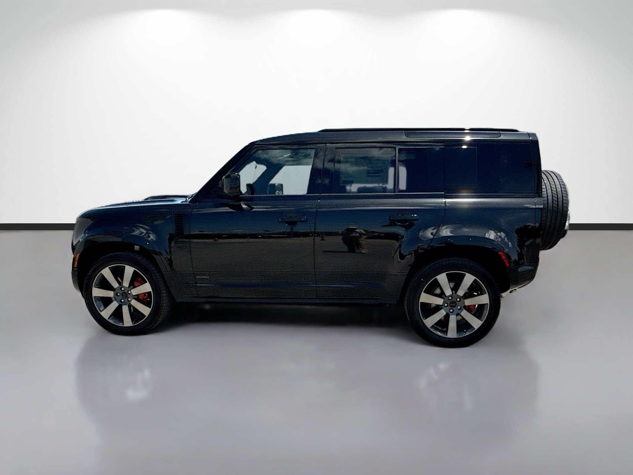 New 2026 Land Rover Defender 110 X AWD/4WD image 2