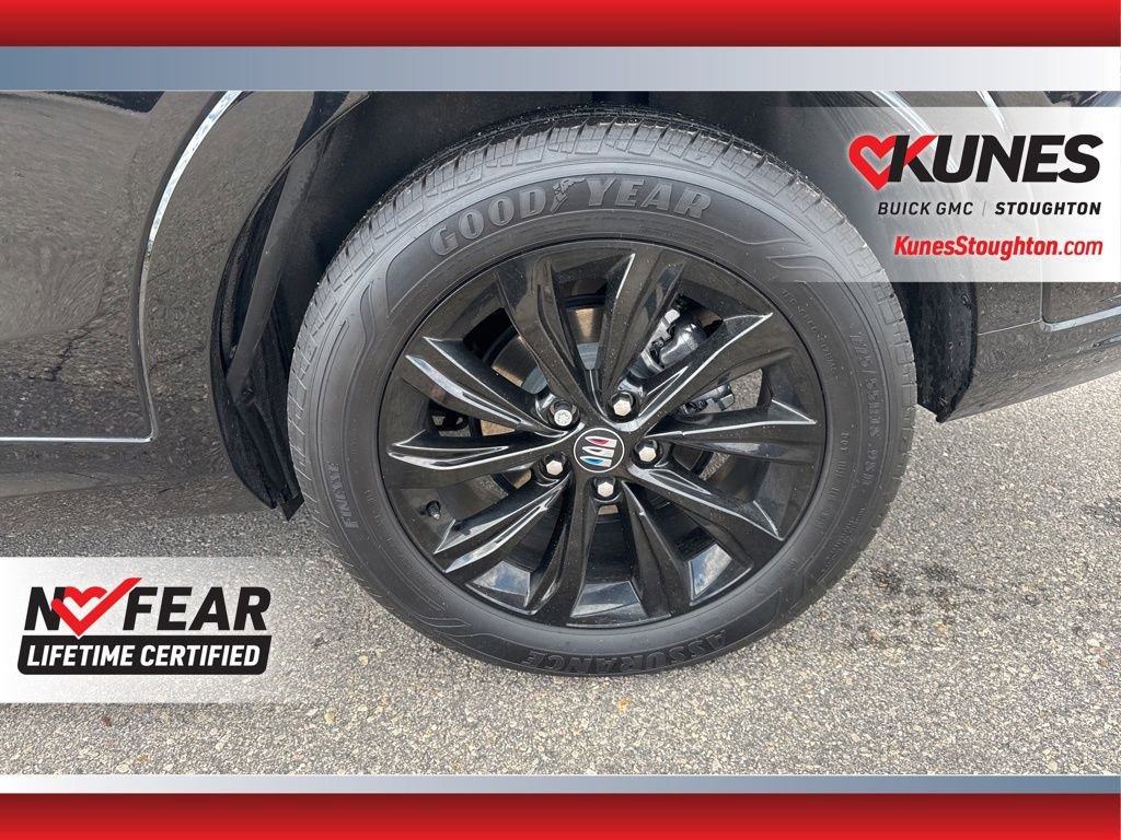 Used 2025 Buick Envista Sport Touring w/ Convenience I Package FWD image 18