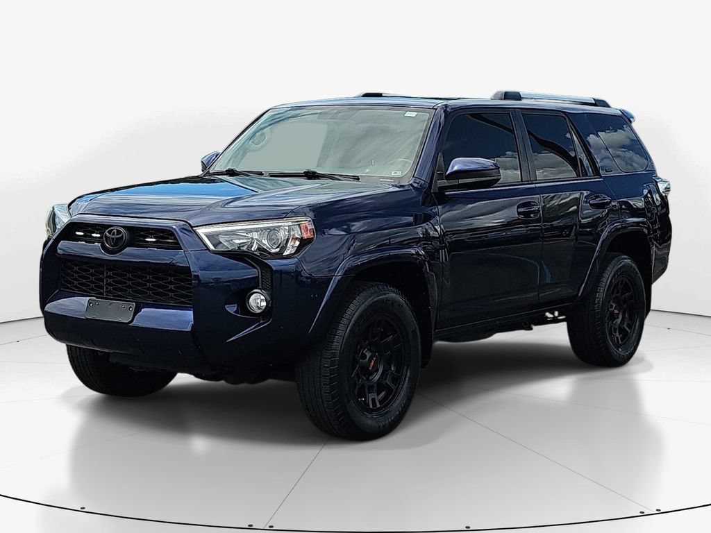 Used 2019 Toyota 4Runner SR5 AWD/4WD image 11