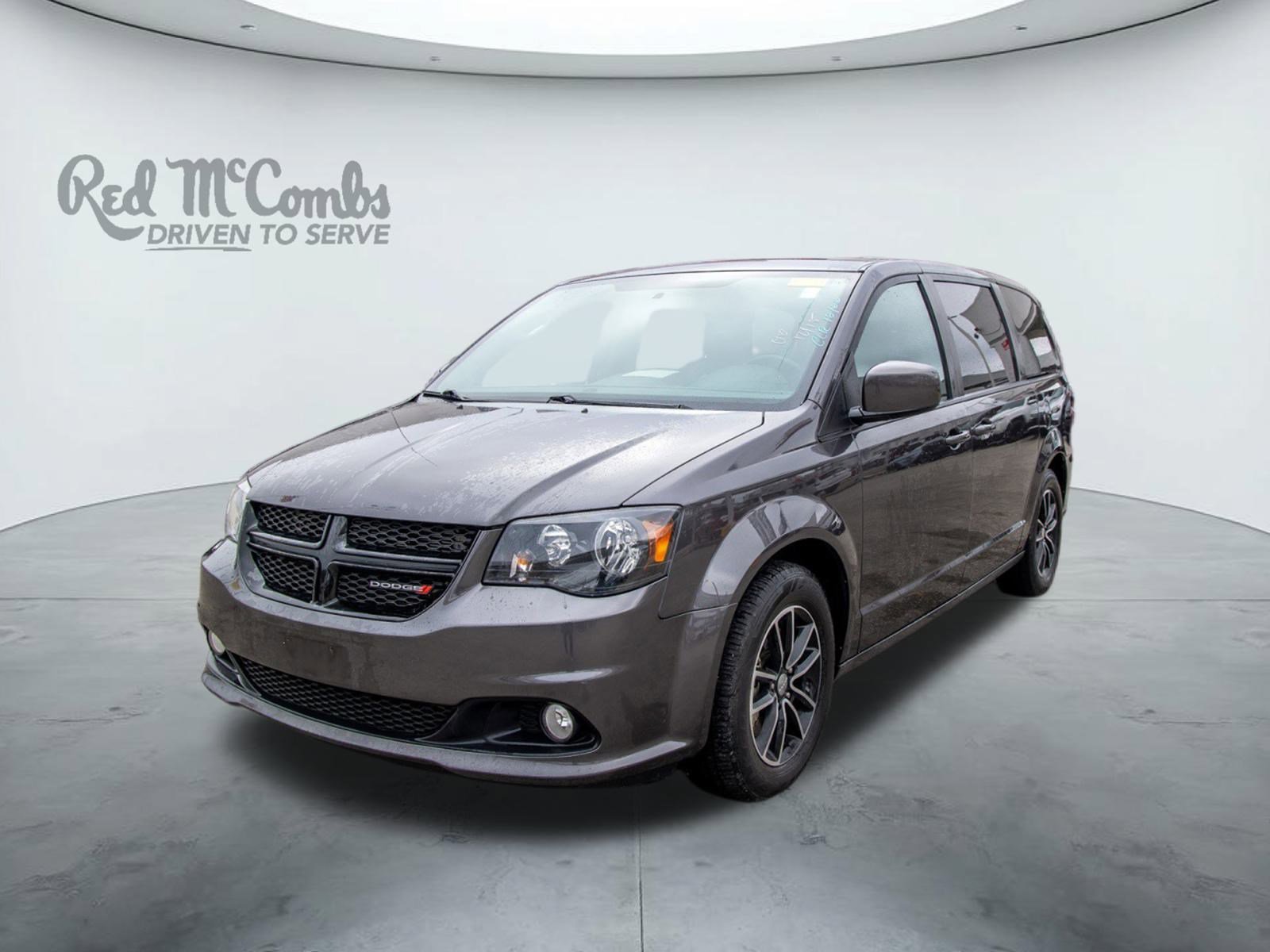 Used 2018 Dodge Grand Caravan SE image 1