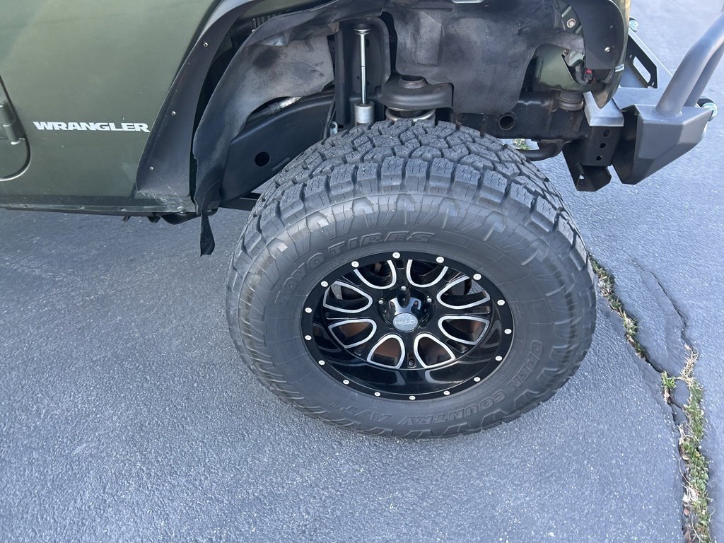 Used 2009 Jeep Wrangler X image 12