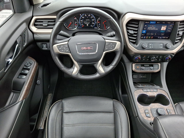 Used 2020 GMC Acadia Denali w/ Technology Package image 11